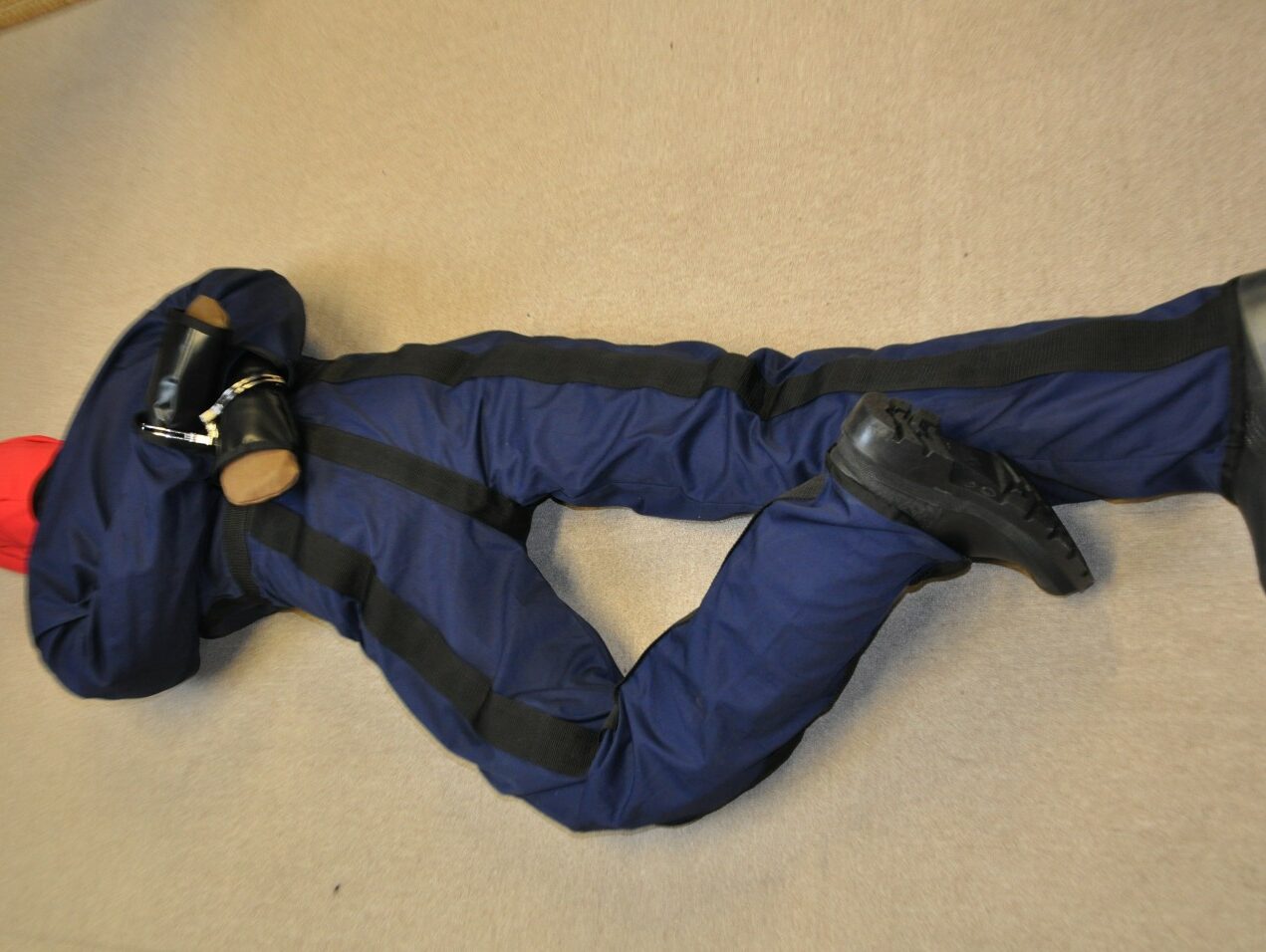 MANNEQUIN D'ENTRAÎNEMENT AU SAUVETAGE SÉCURITÉ EN PRISON RUTH LEE HYDROTOP