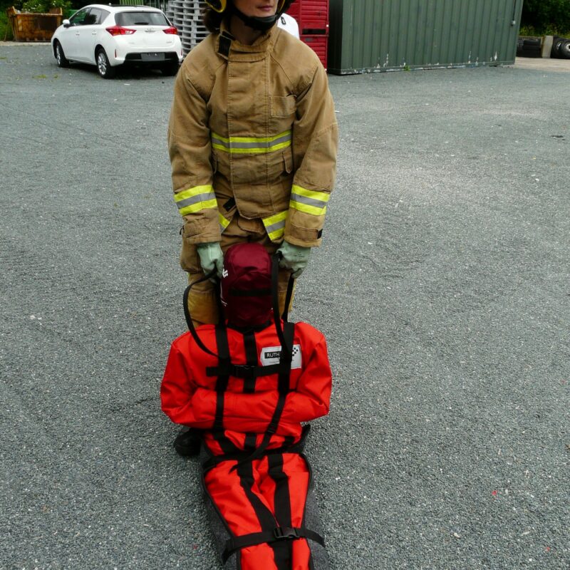 Mannequin d'entraînement à l'évacuation de victimes pour la formation des pompiers