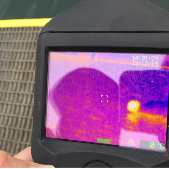 Cagoule thermique pour mannequin de formation aquatique