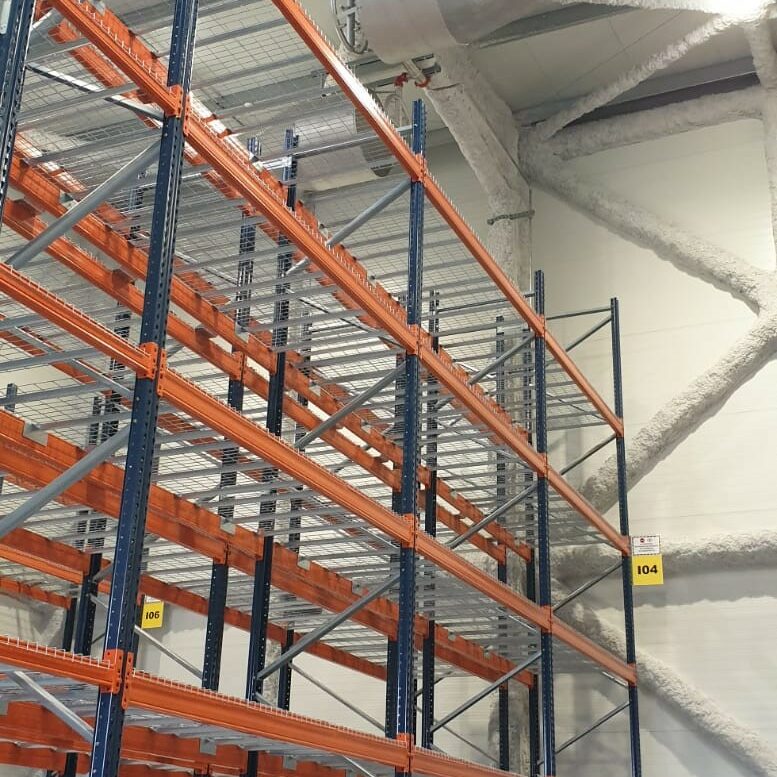 Hydrotop protection de rayonnage par haut foisonnement avec poste déluge Inbal et systeme de dosage Firedos